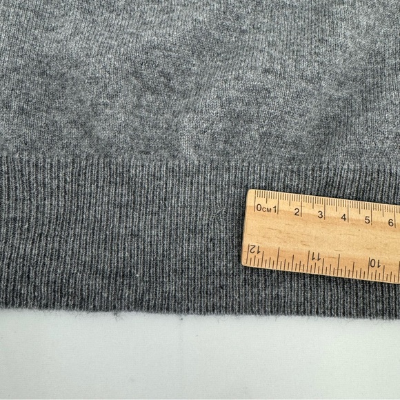 Equipment Femme Sweater Women’s M Gray Pullover Embellished Neck - Picture 12 of 13